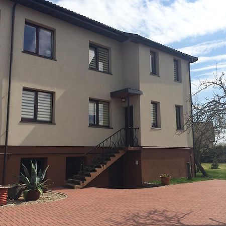 Sveciu Namai Apartamento Ryskenai Exterior foto